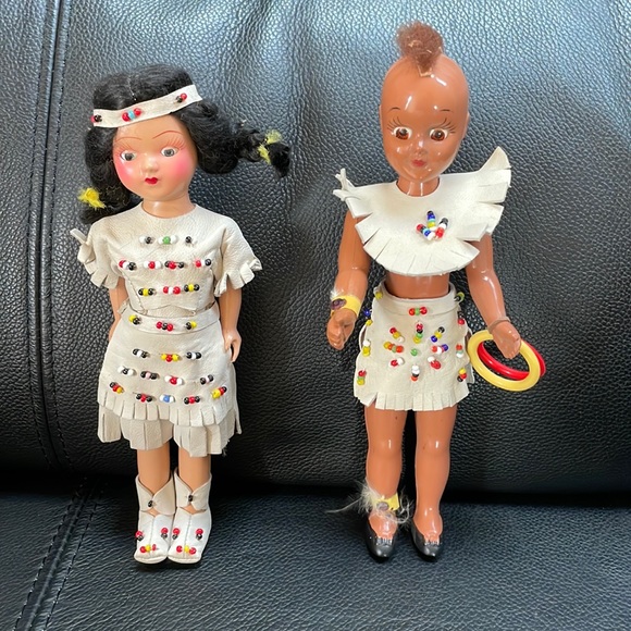 Vintage Boy and Girl Indian Dolls - Picture 1 of 11